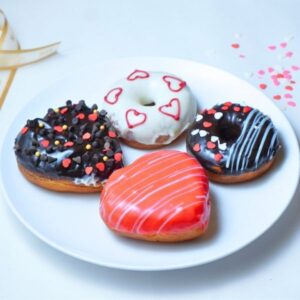 The Valentine’s Signature Donut Box